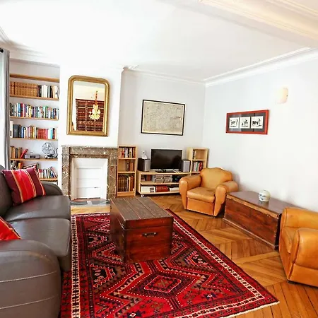 Apartment Monge